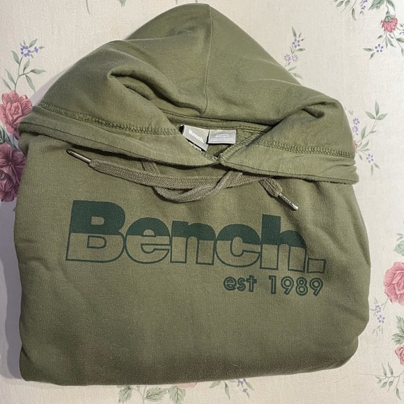 Bench Hoodie - Picture 4 of 6